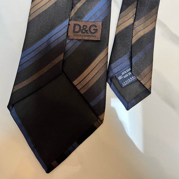 Dolce & Gabbana silk tie - Picture 3 of 5